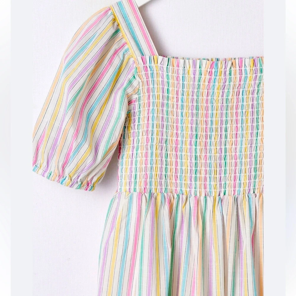 NWOT Gap Kids Smocked Puff sleeve dress